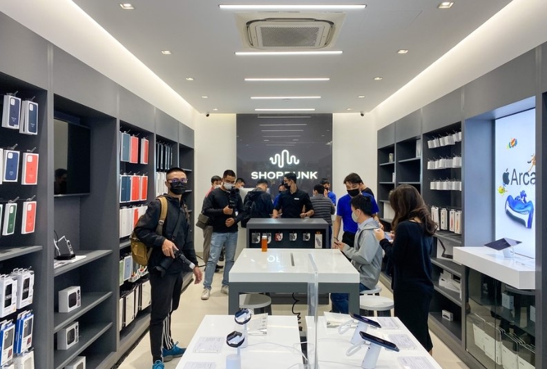 Mua iPhone 17 Pro Max chính hãng VN/A ở đâu uy tín?